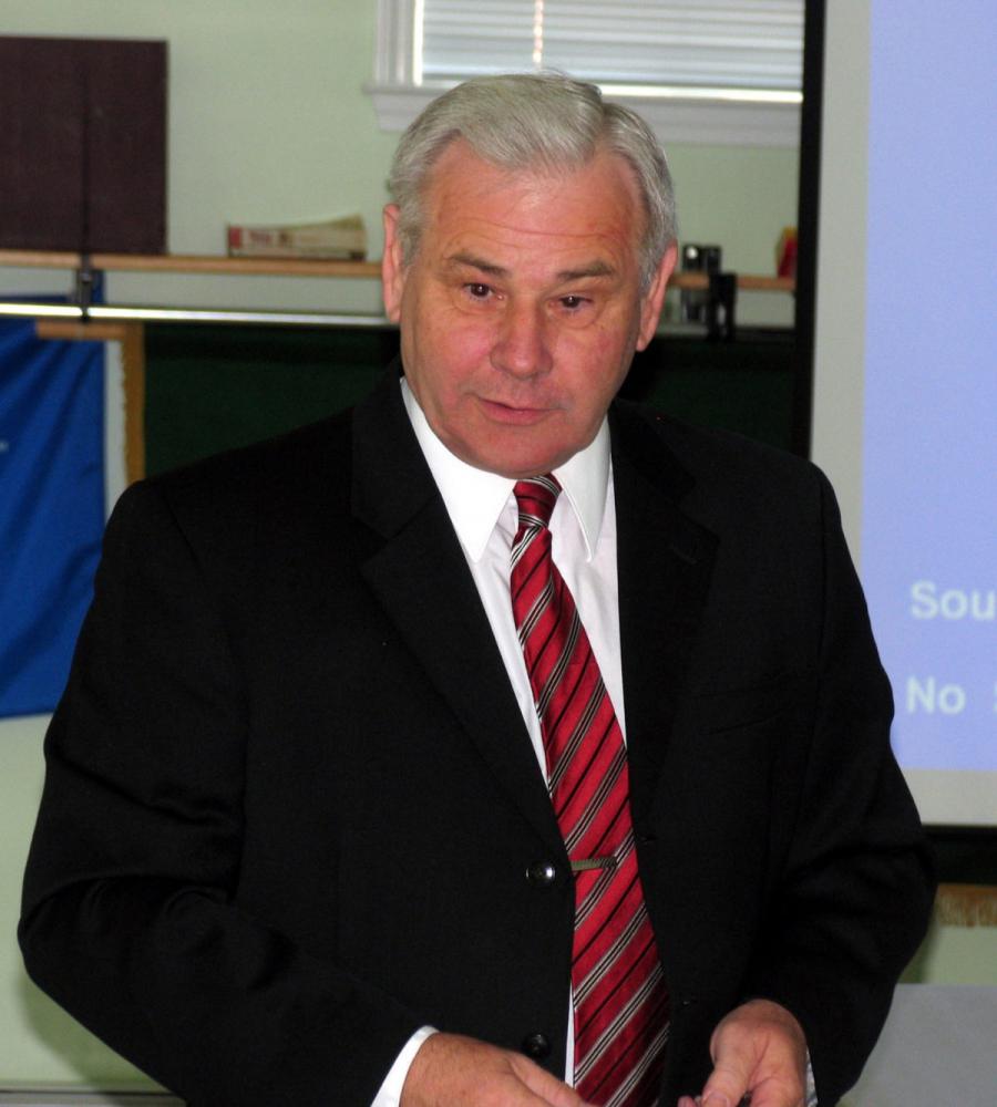 Forensic Document Expert Warns Consumers to Safeguard Signatures