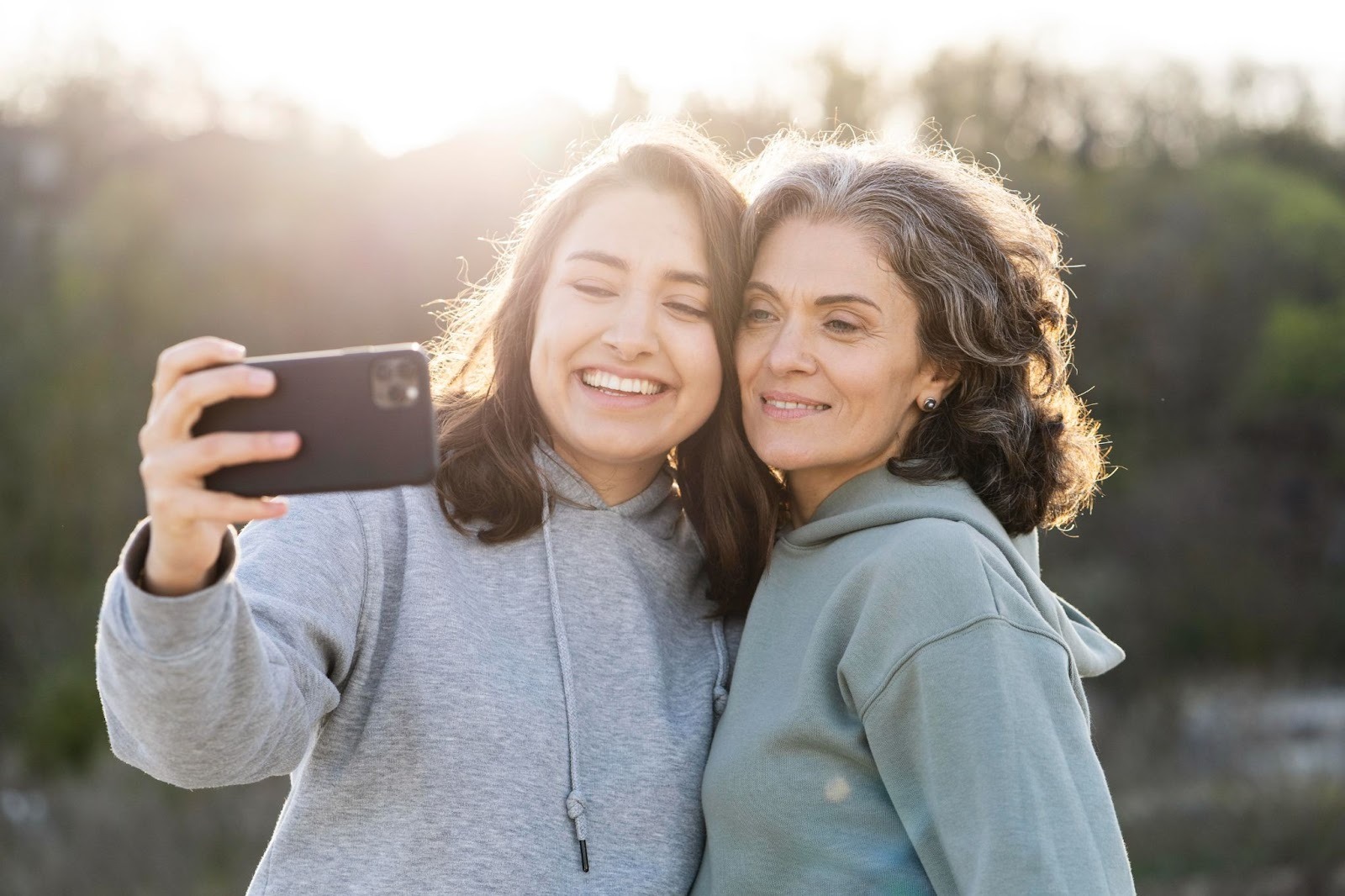 How AirTalk and Lifeline Turn a Free iPhone 11 Offer Into a Second Chance